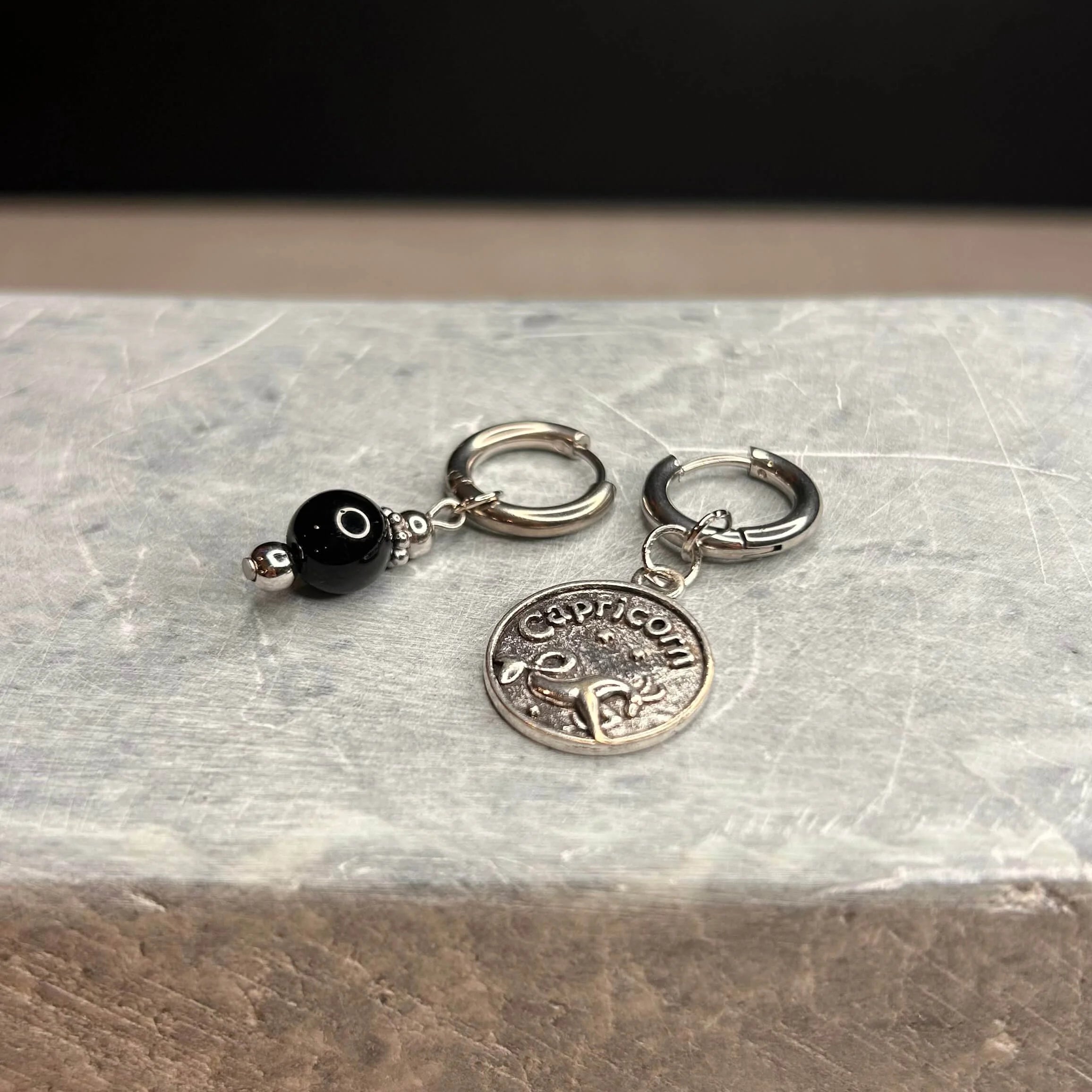 Argentées - Boucles d'oreilles astros - Capricorne et Pierre d'Obsidienne