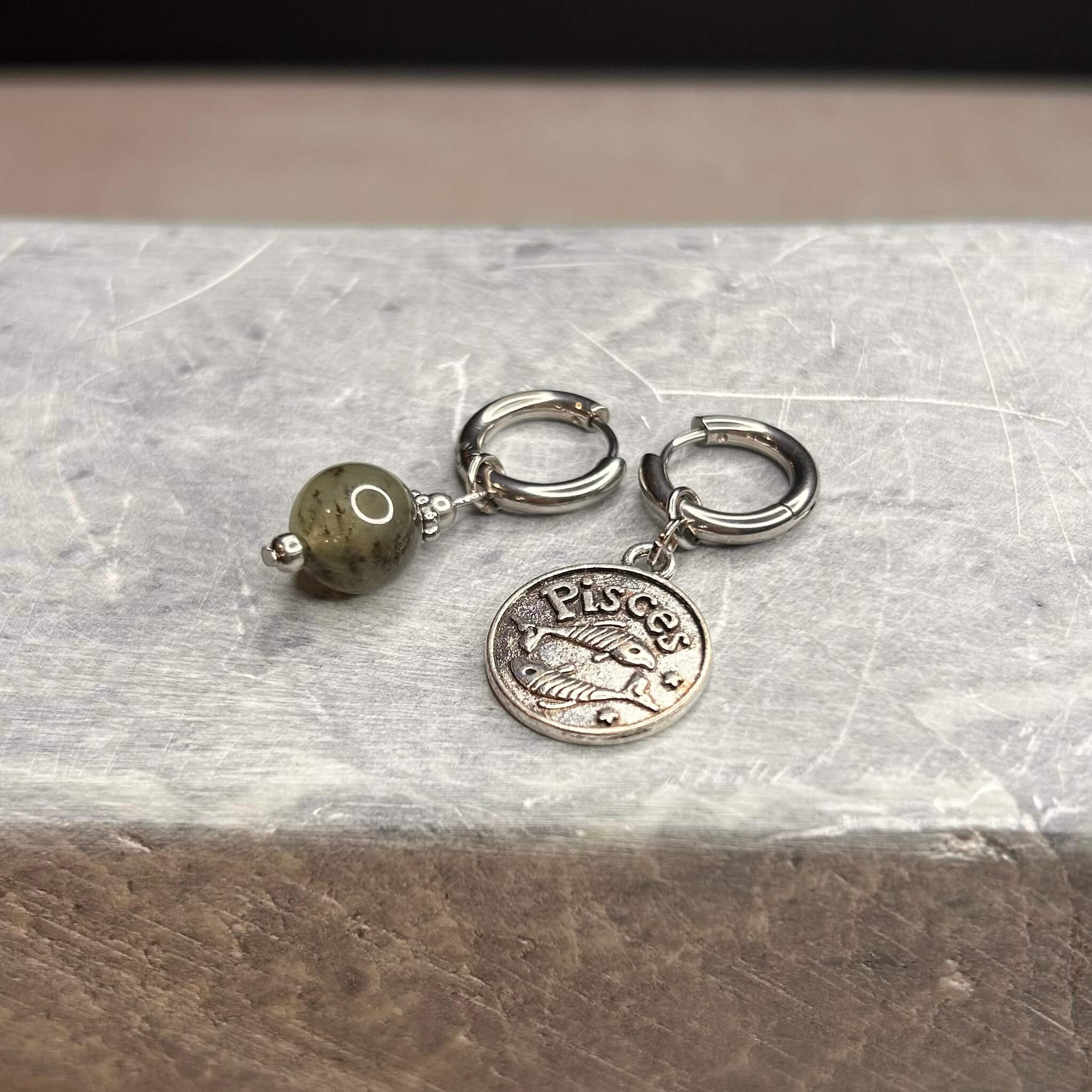 Argentées - Boucles d'oreilles astros - POISSON et pierre de Quartz fumé