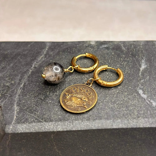 Dorées - Boucles d'oreilles astros - POISSON et pierre de Quartz Tourmaliné