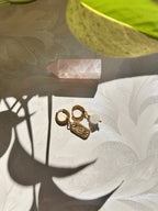 Dorées ◦ Boucles d'oreilles Créatives◦ Quartz blanc et carte 3ième oeil