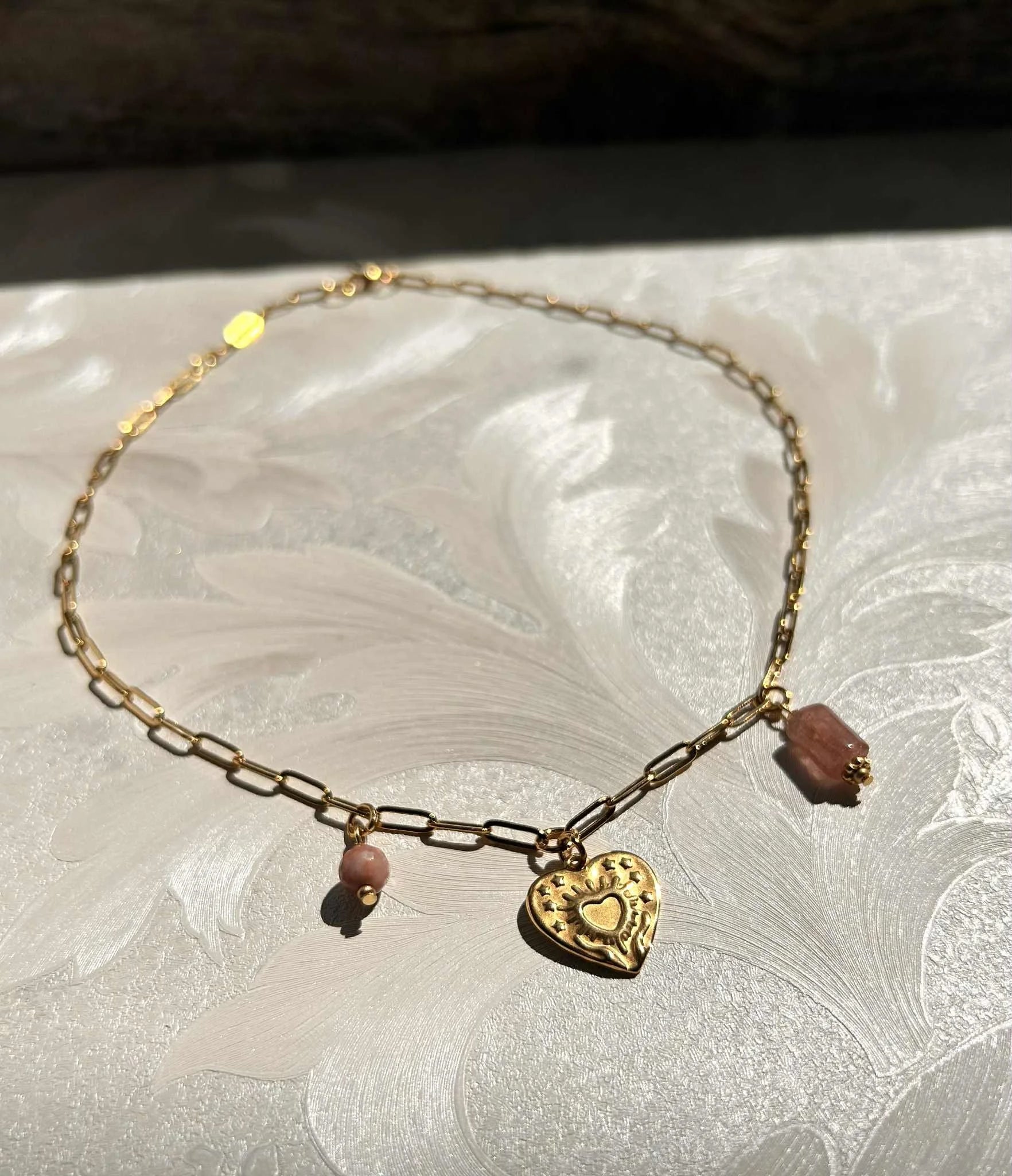 Collier charms ◦ Rhodonite et Quartz fraise