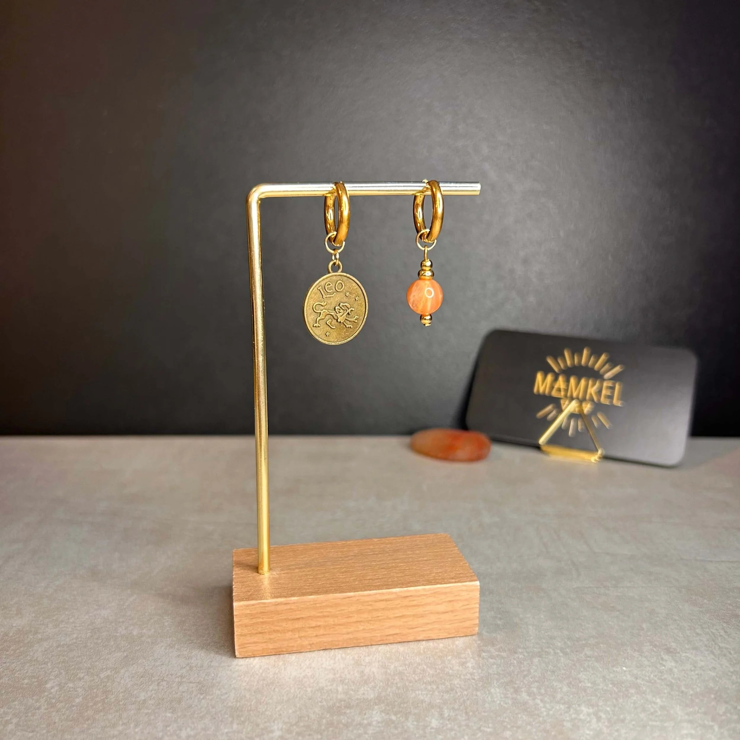 Dorées - Boucles d'oreilles astros - Lion et Pierre de soleil