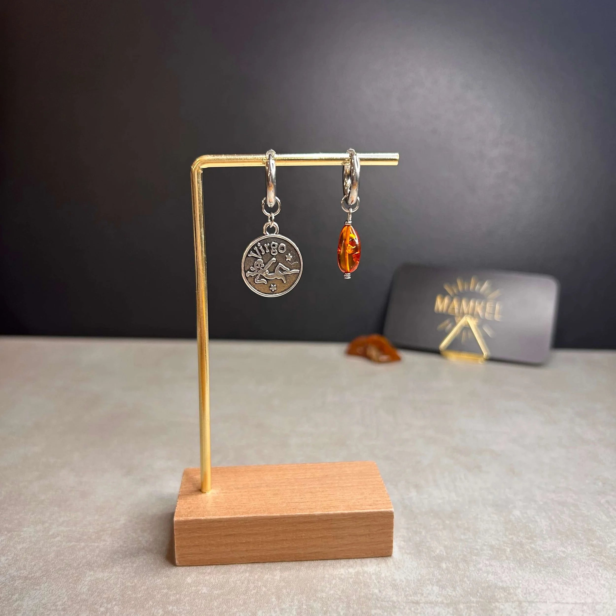 Argentée - Boucles d'oreilles astros - Vierge et Pierre d'Ambre