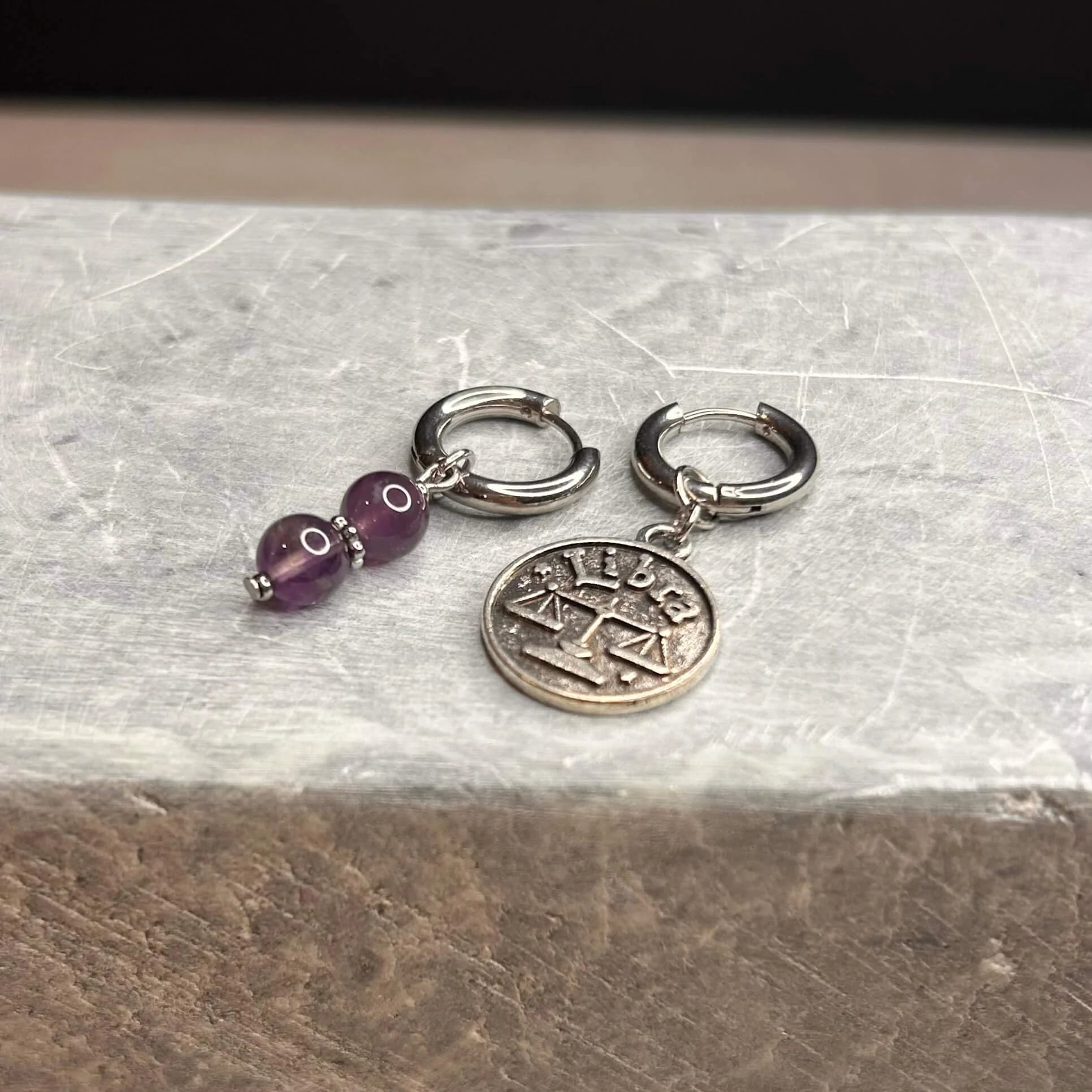 Argentées - Boucles d'oreilles astros - Balance et Pierre d'Améthyste