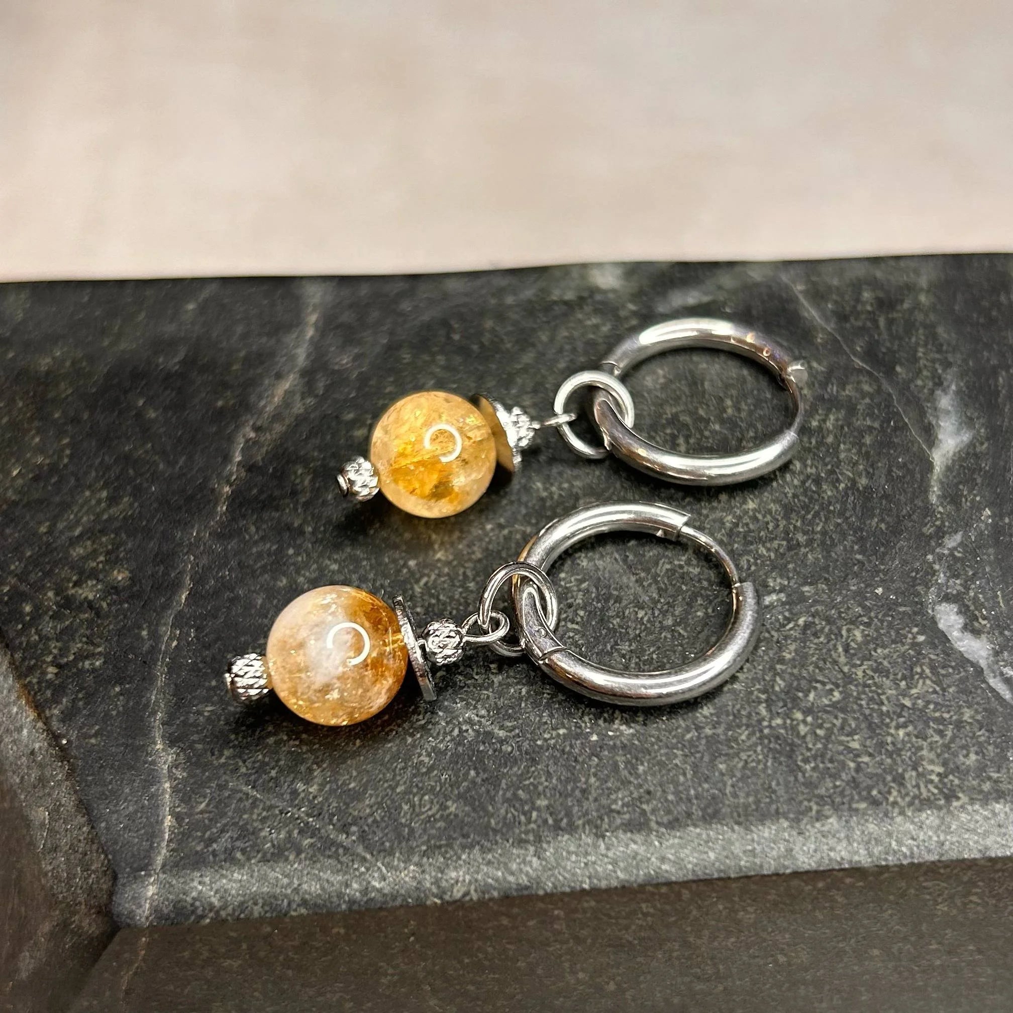 Boucles d’oreilles ◦ Manipura ◦ Citrine