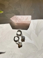 Boucles d’oreilles ◦ Ajna ◦ Labradorite martelée ◦