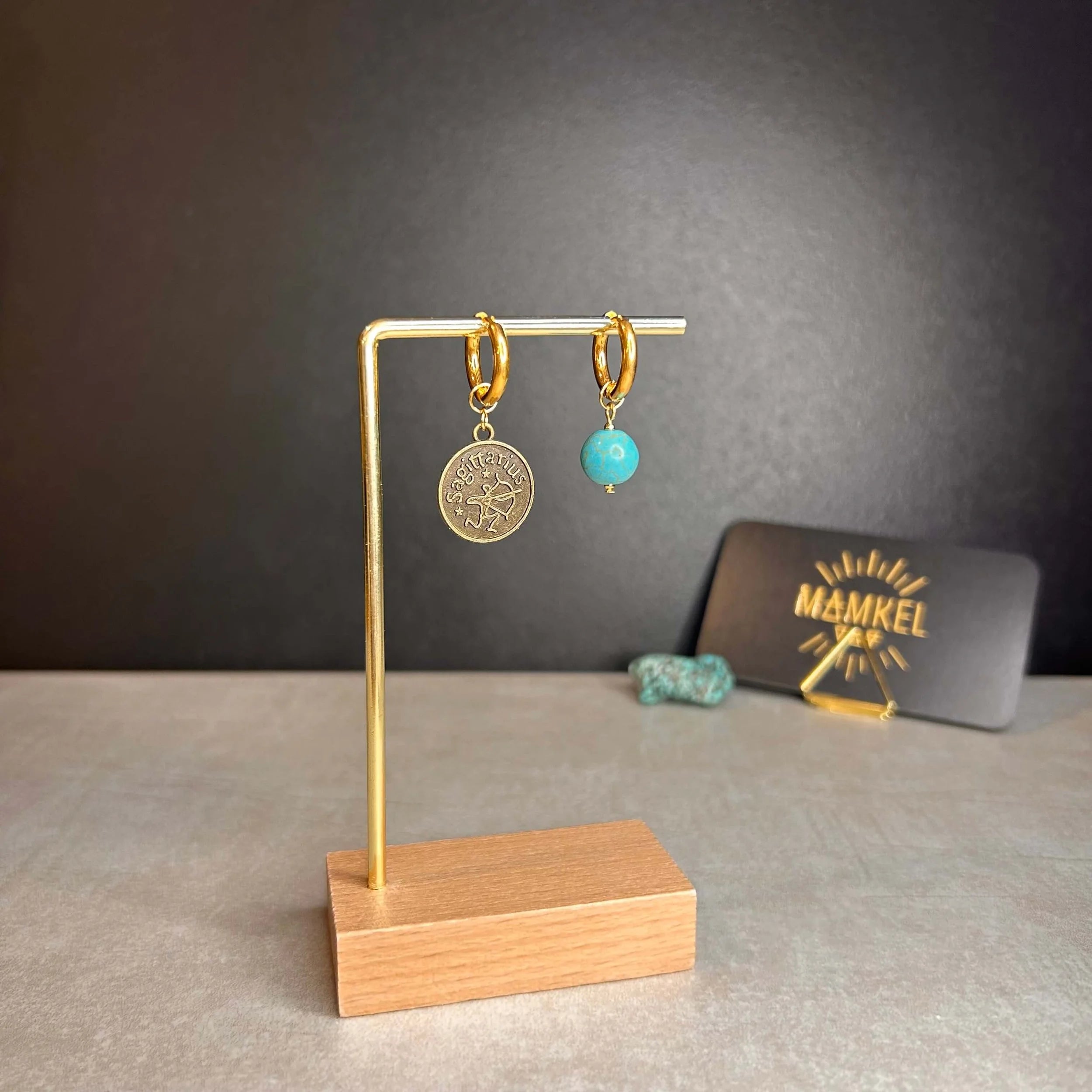 Dorées - Boucles d'oreilles astros - Sagittaire et Pierre de turquoise