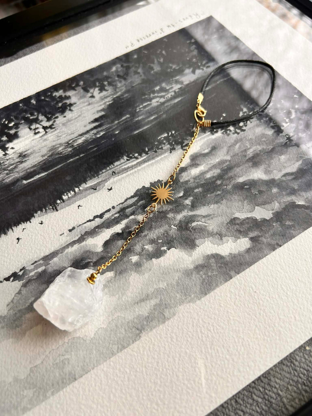Pendentif de rétroviseur ◈ Quartz blanc et soleil