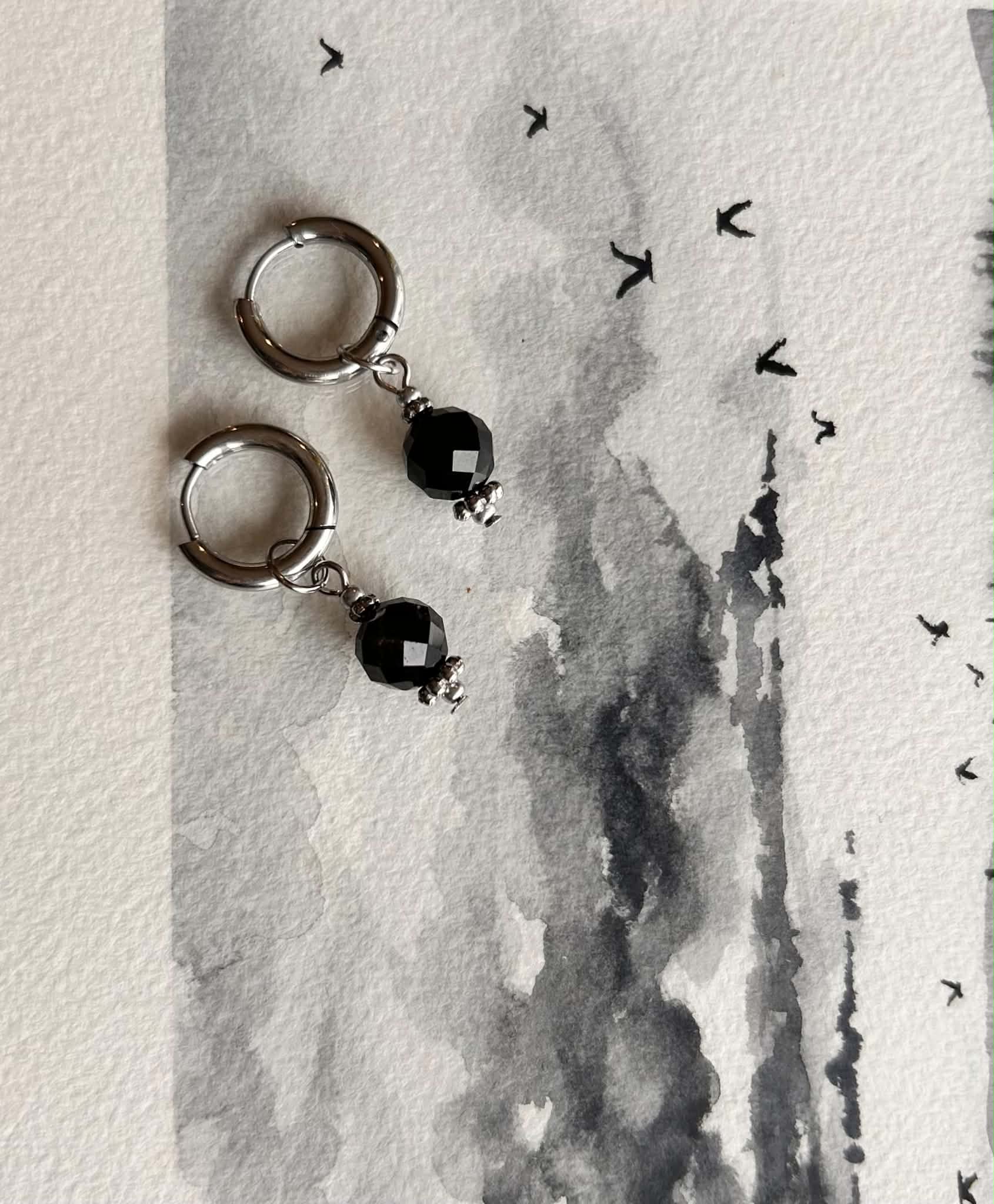 Boucles d’oreilles ◦ Muladhara ◦ Obsidienne martelée