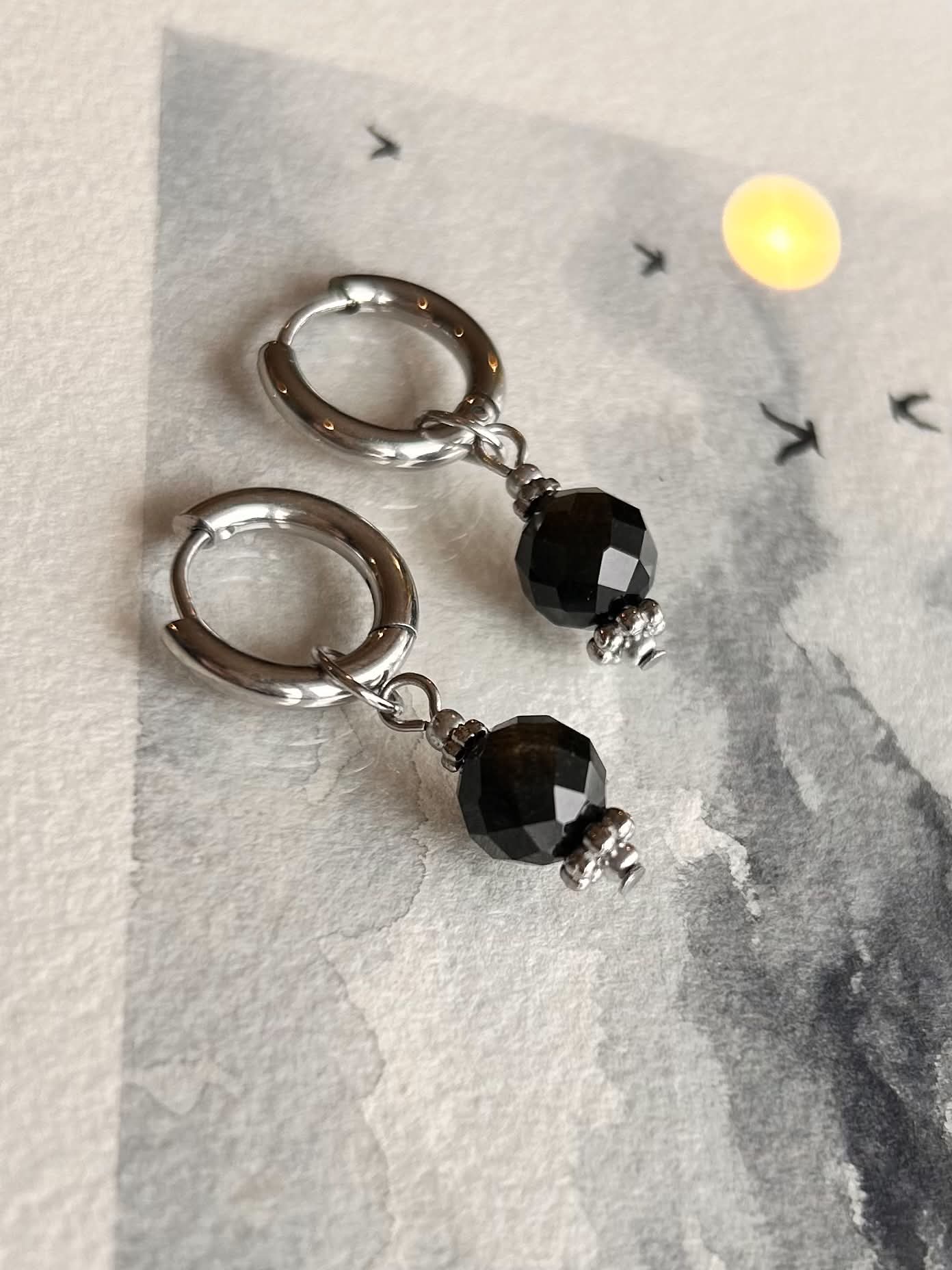 Boucles d’oreilles ◦ Muladhara ◦ Obsidienne martelée