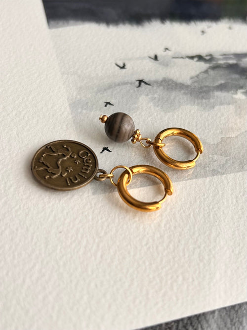 Dorées - Boucles d'oreilles astros - GÉMEAUX et pierre d'agate