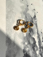 Boucles d’oreilles essentielles ◦ Tiny gold & silver circle