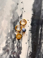 Boucles d'oreilles ◦ Dépareillées ◦ Sodalite et médaillon 3ième oeil