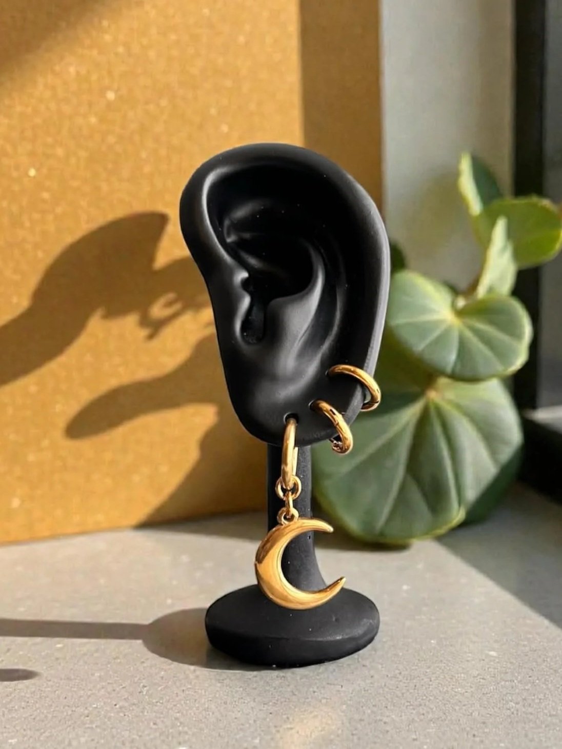 Boucles d’oreilles essentielles ◦ Croissant de lune