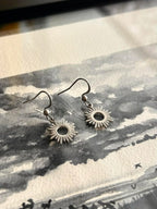 Boucles d’oreilles essentielles ◦ Soleil fleur