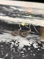 Boucles d’oreilles essentielles ◦ Médaillon