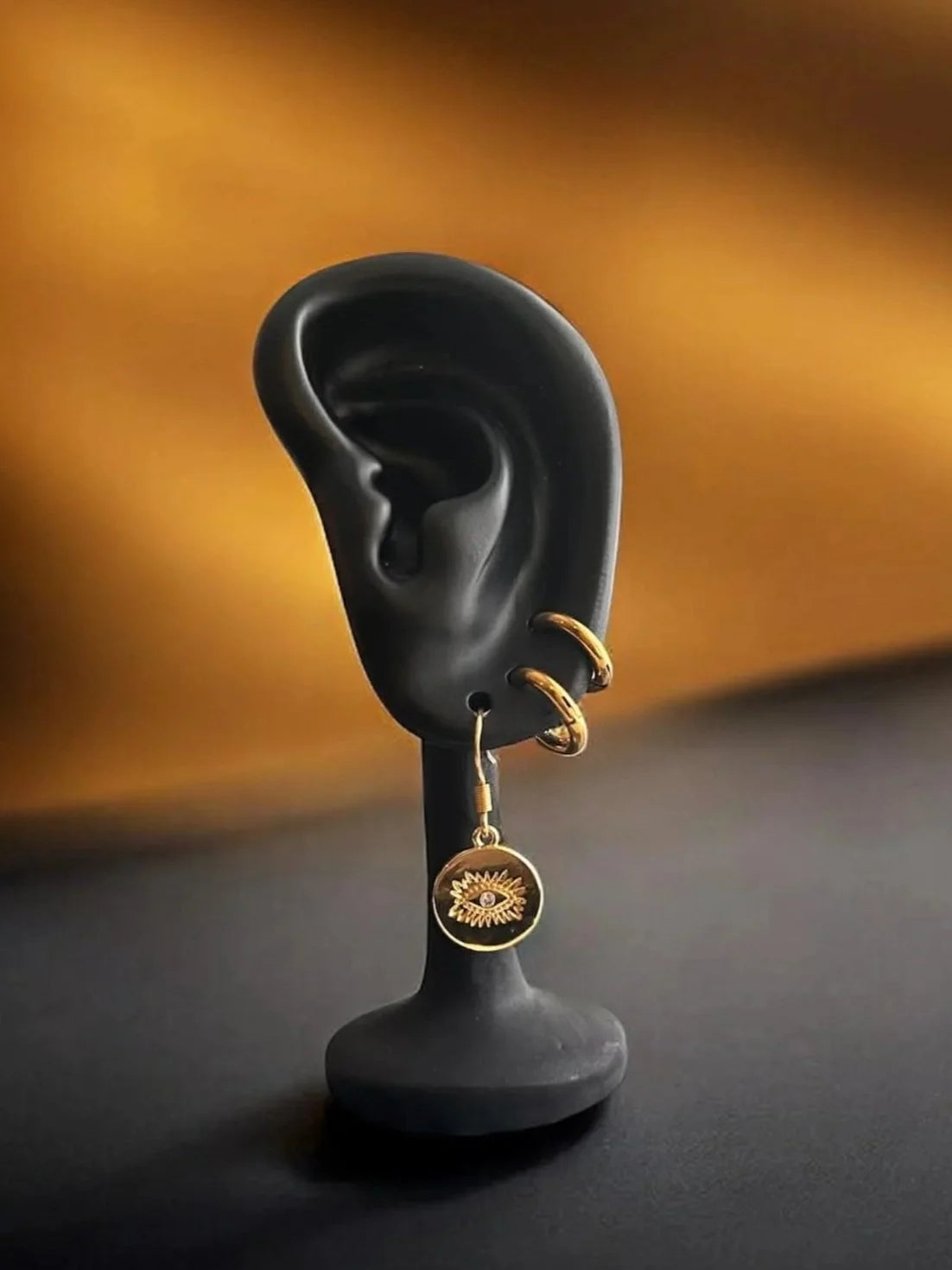 Boucles d’oreilles essentielles ◦ Disque third eye