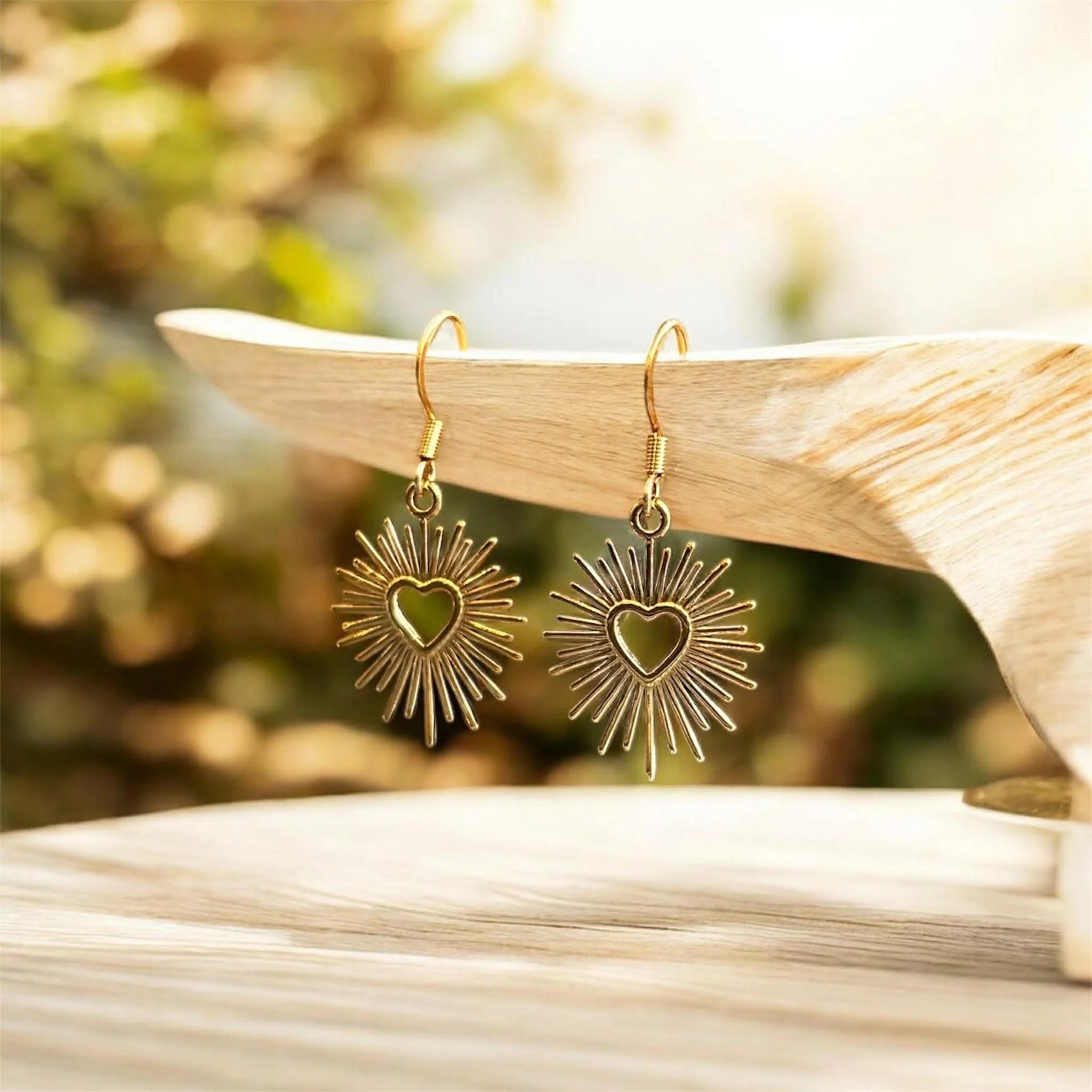 Boucles d’oreilles essentielles ◦ Coeur soleil