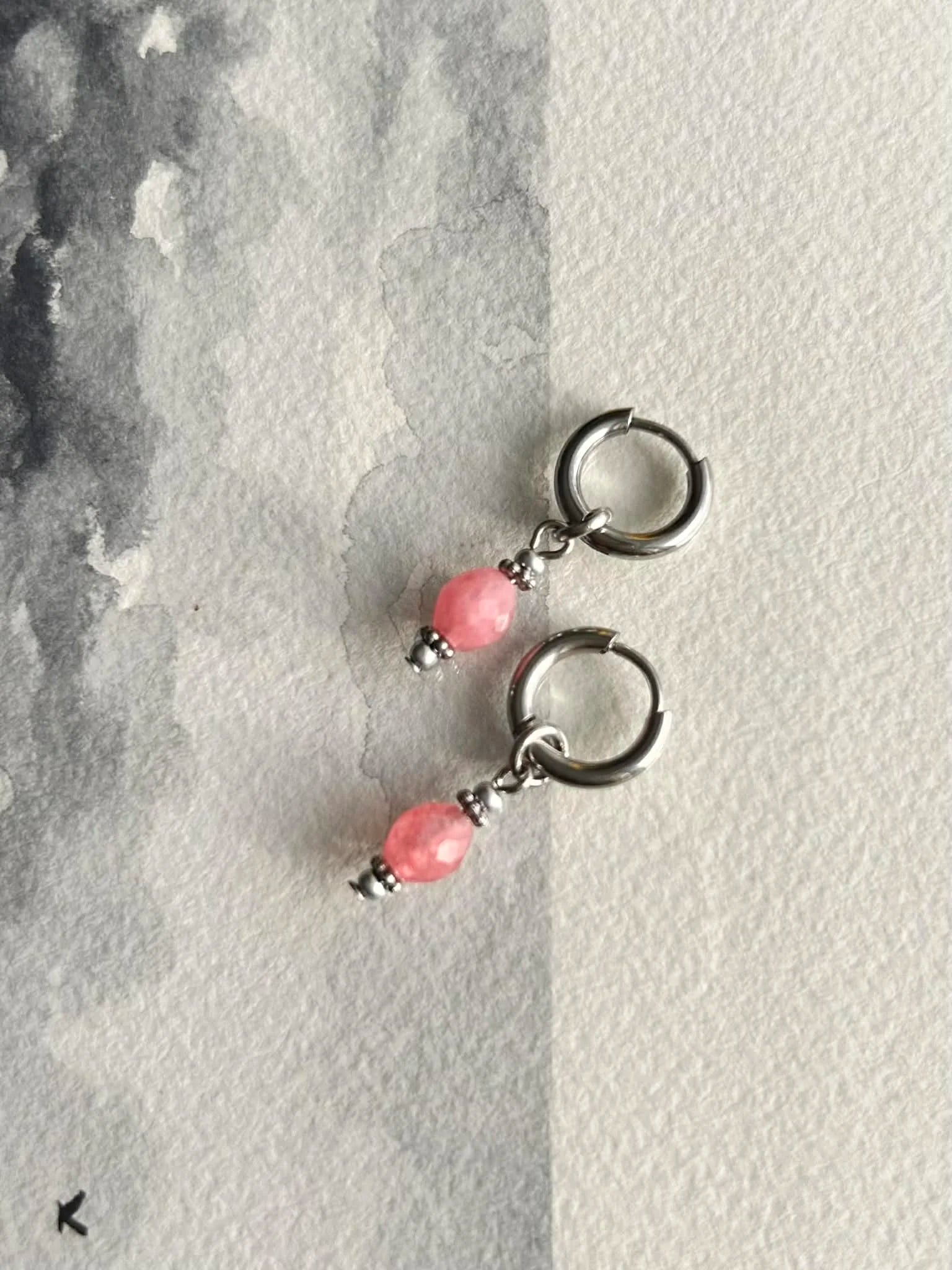 Boucles d'oreilles ◦ Anahata mini ◦ Quartz fraise