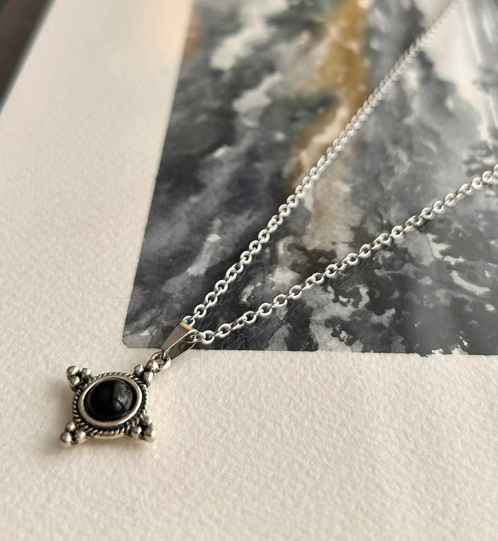 Collier pendentif ◦ Talisman