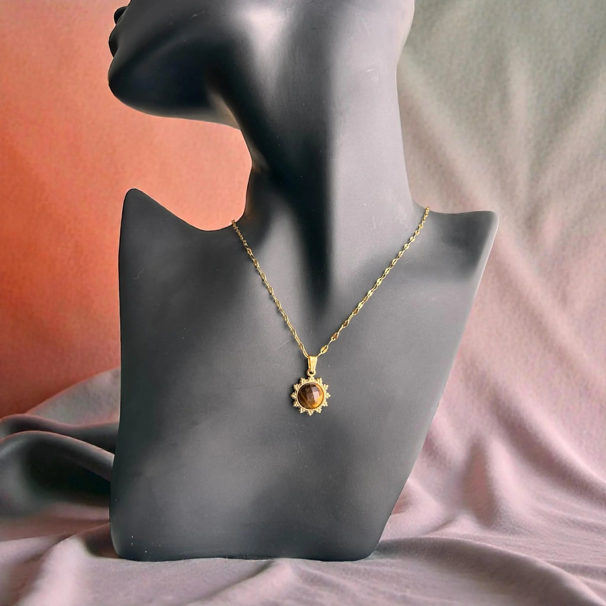 Collier pendentif ◦ Soleil oeil de tigre