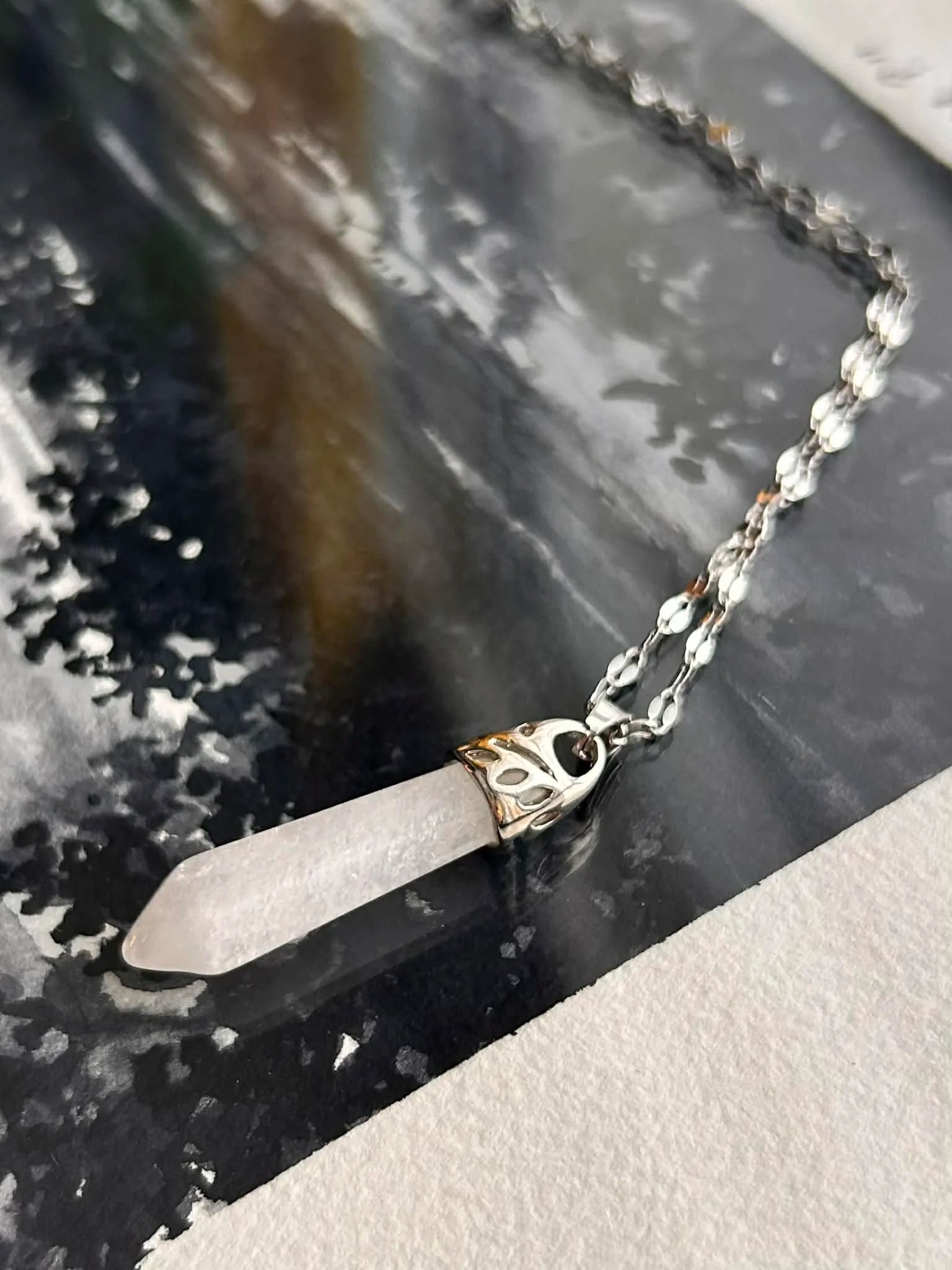 Collier pendentif ◦ Quartz blanc